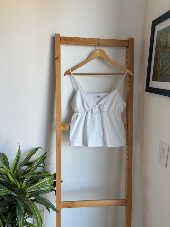 Sunday Best Tops - Aritzia Sunday Best White Tie-Front Camisole